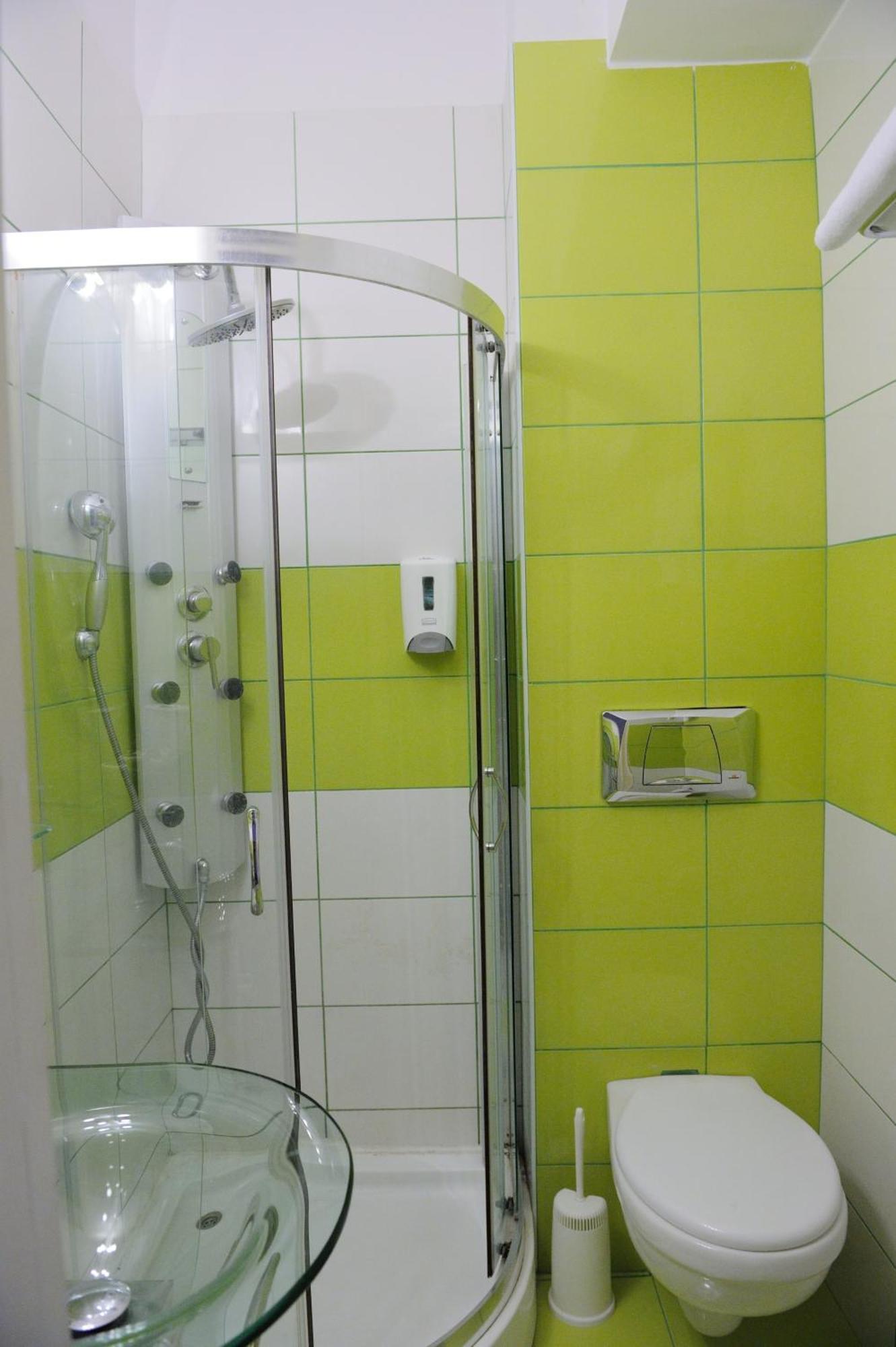 Adonis City Hotel พาทรา ภายนอก รูปภาพ