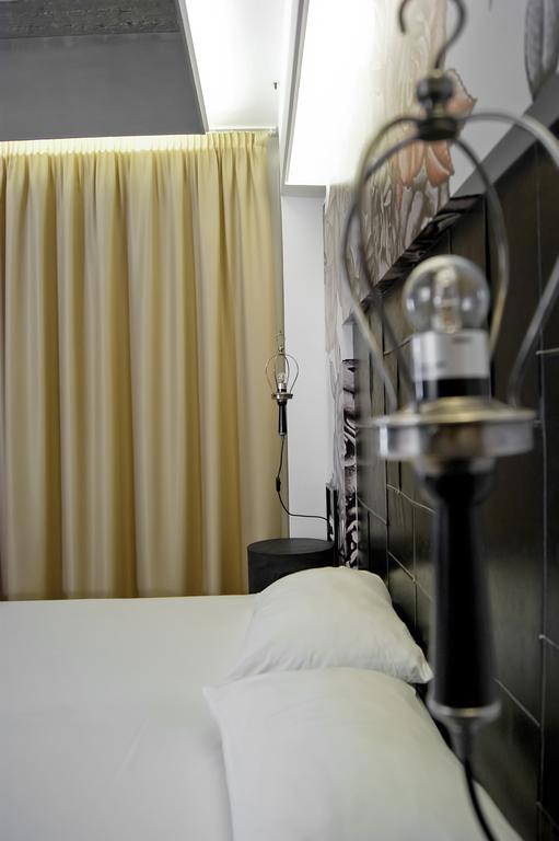 Adonis City Hotel พาทรา ภายนอก รูปภาพ