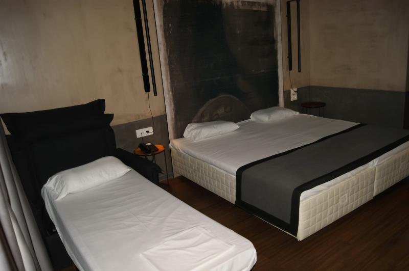 Adonis City Hotel พาทรา ภายนอก รูปภาพ